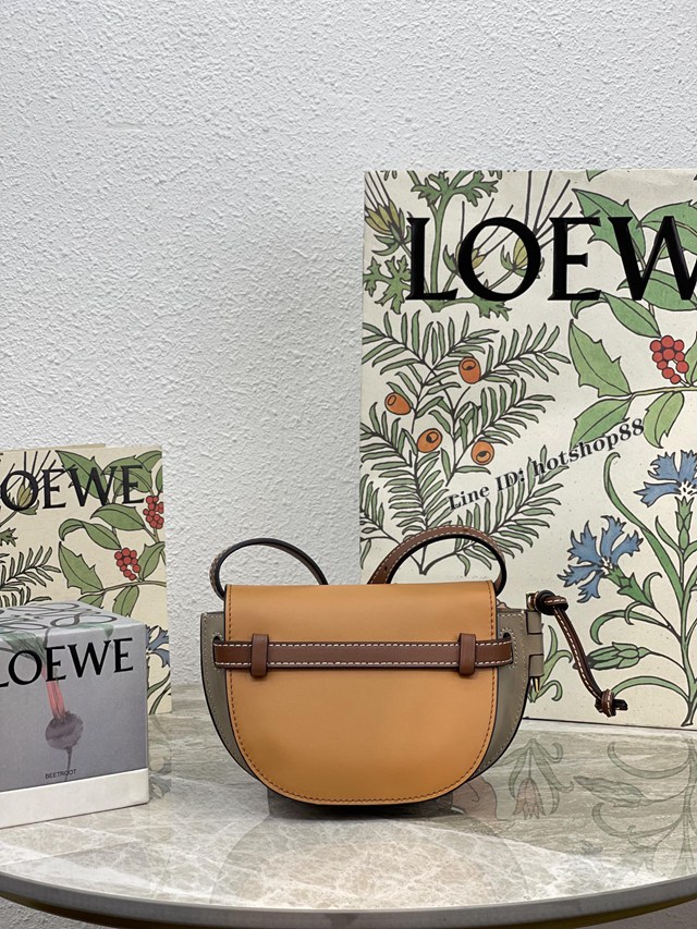 Loewe專櫃2022新款全新卵石紋牛皮馬鞍包 羅意威MiniGateDual手袋斜挎女包腰包胸包 10121 lyw1214